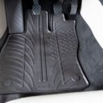 Gumené rohože do auta a ich úloha v automobilovom dráme gumove-rohoze-do-auta-5P